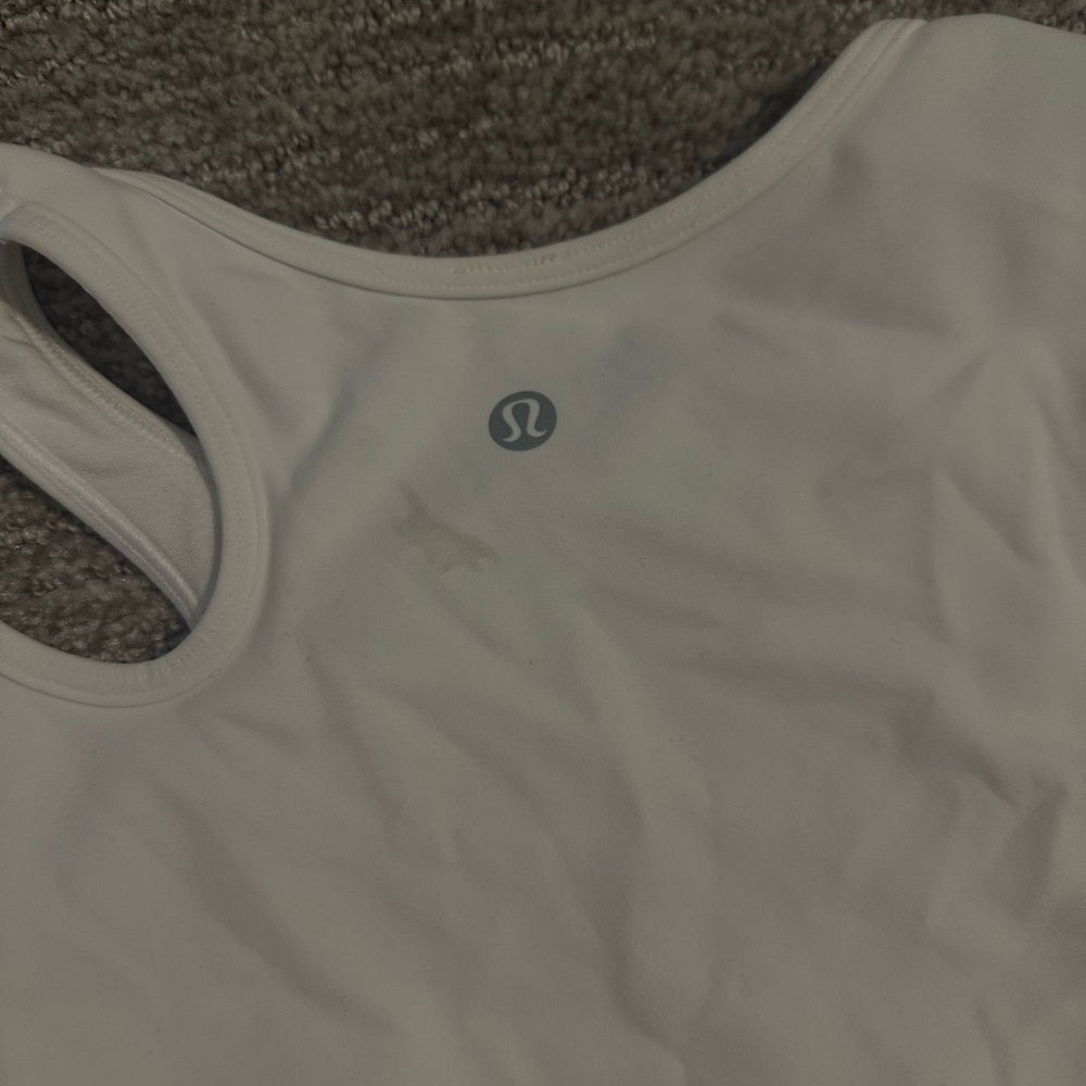 Lululemon white sports bra / crop top - white - size 6
